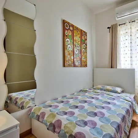 Semesterbostad Family Fun Holiday House Is-Swieqi