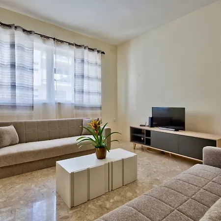 Family Fun Holiday House