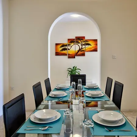 Family Fun Holiday House